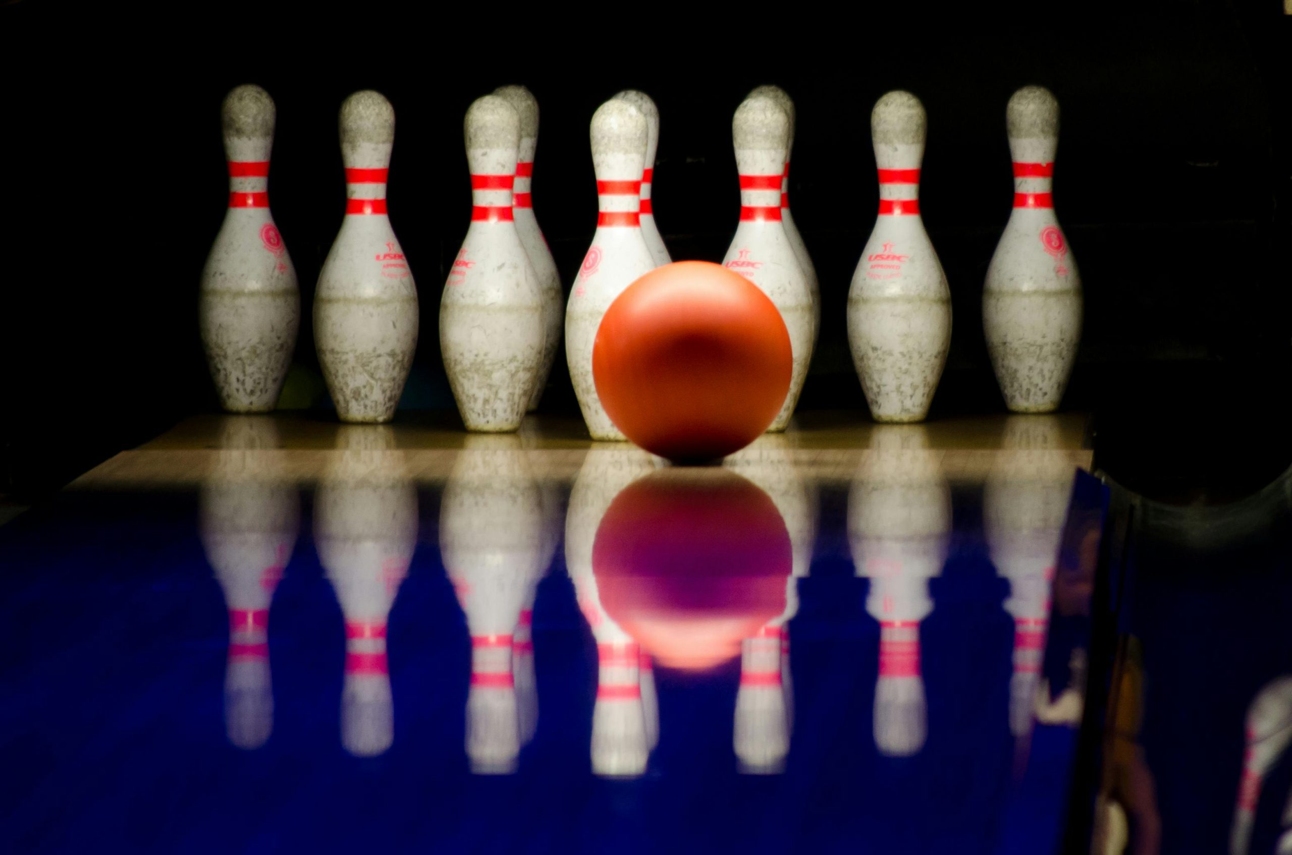 Bowling unter Verdacht: Bundesregierung prüft, ob Kugelwurf subversiv ist