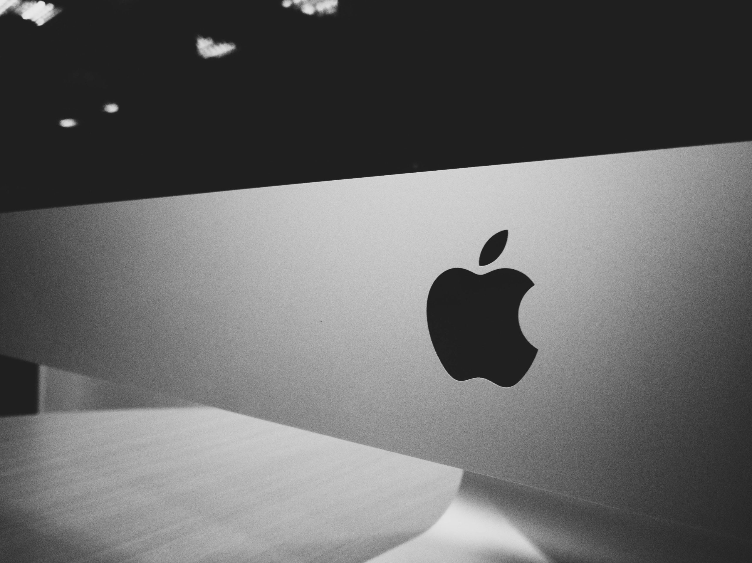 Apple stellt revolutionäres Kabel vor – passt zu nichts, kostet 79 Euro