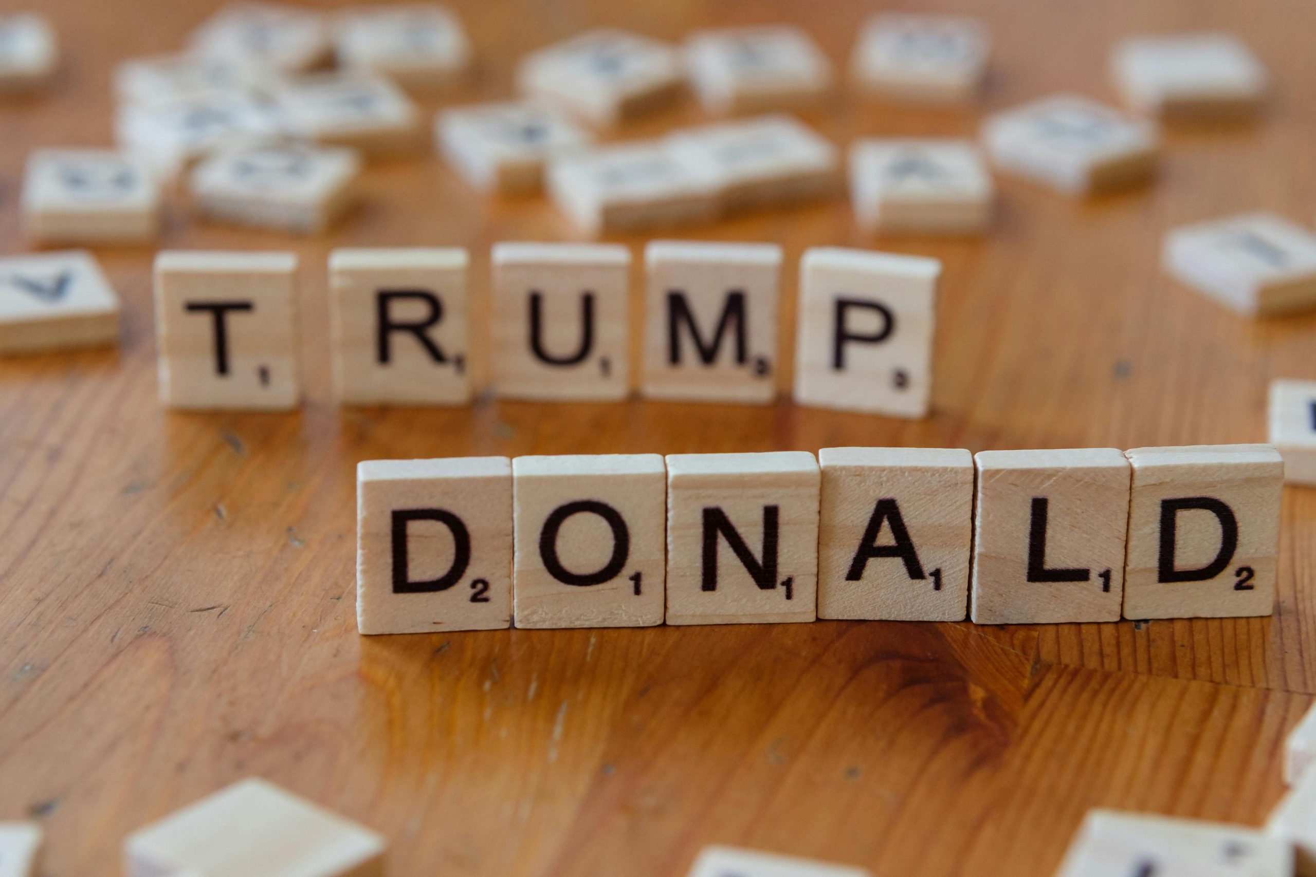 „Ich bin das Cover der Demokratie“ – Trump im Muskelduell mit Putin