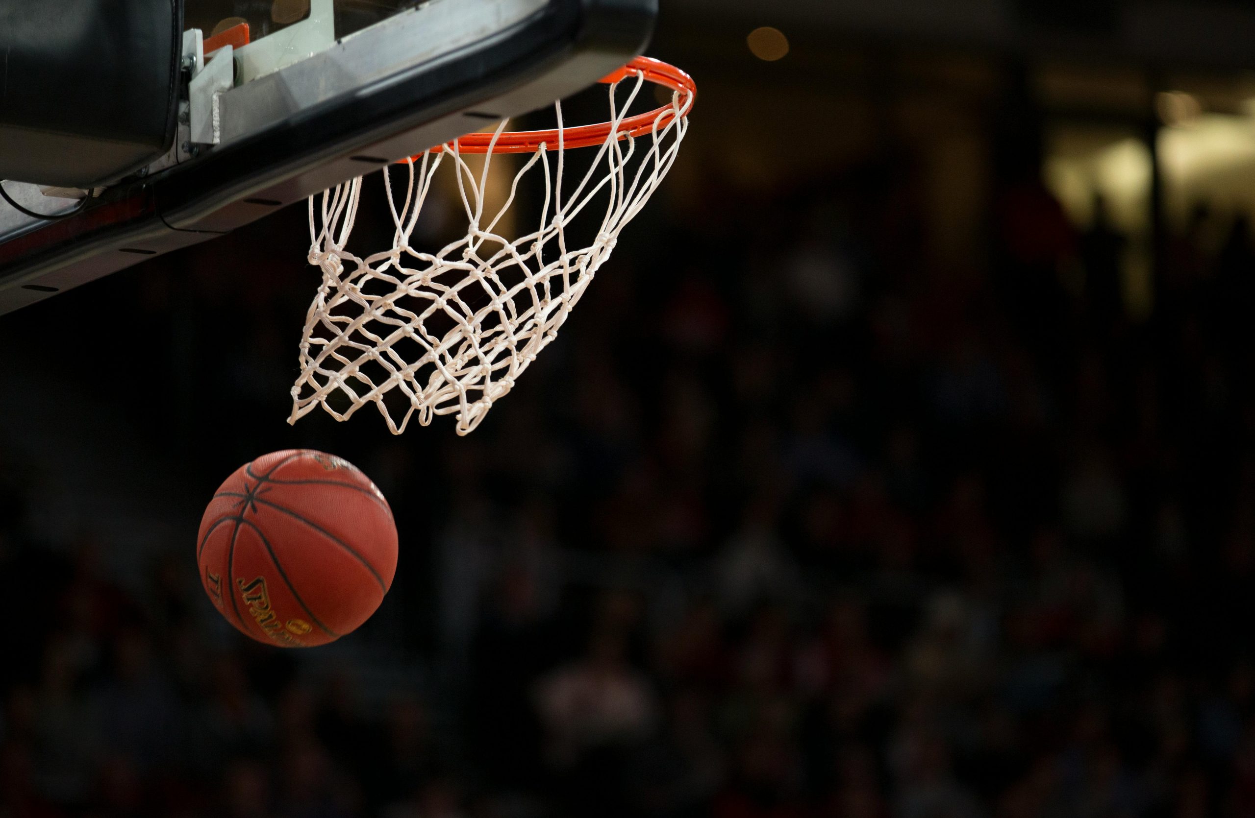 WNBA im Schock – Dildos fliegen übers Spielfeld, Leonie Fiebich kontert cool