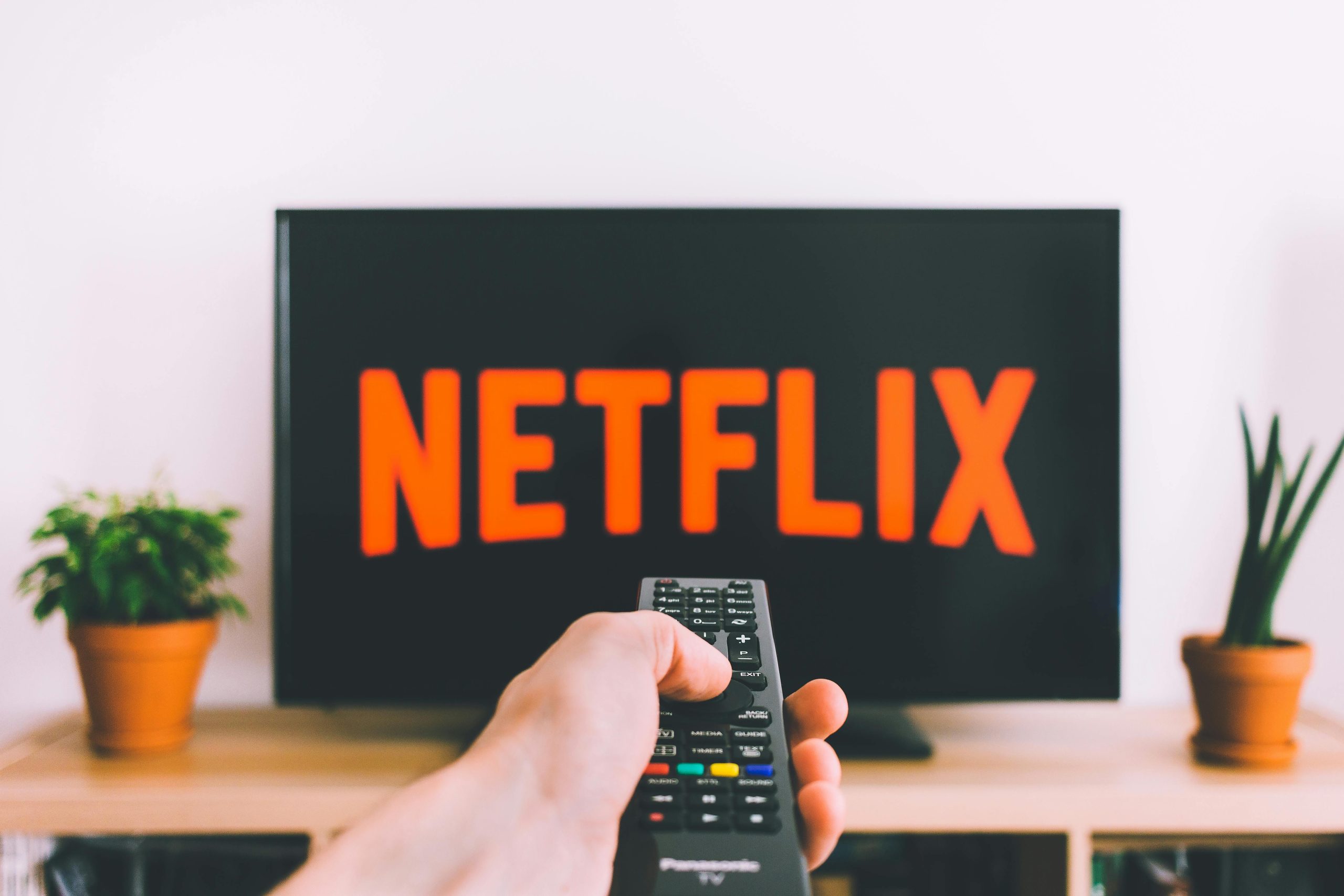 Netflix kündigt „Pausentaste“ an – Zuschauer jubeln, binge-watchen aber trotzdem weiter