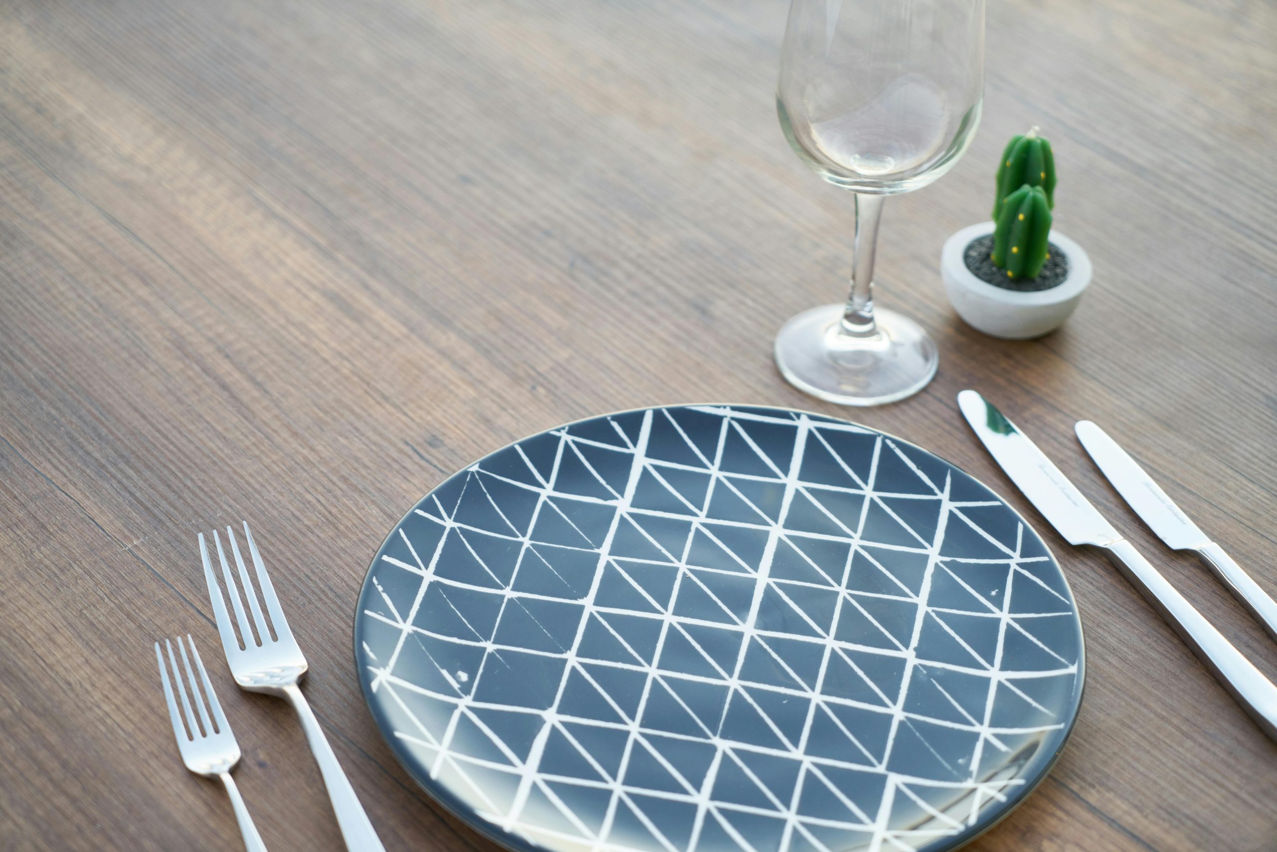 Neuer Food-Trend: „Luft à la carte“ – Restaurants servieren nichts, verlangen aber alles